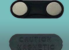 1)	Magnetic badge holder